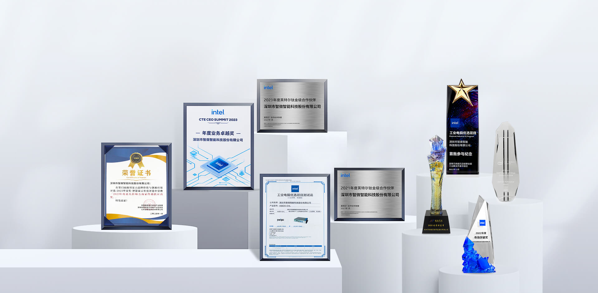 100 + premios obtenidos La práctica hace al maestro y la acumulación de cada honor mejora la calidad